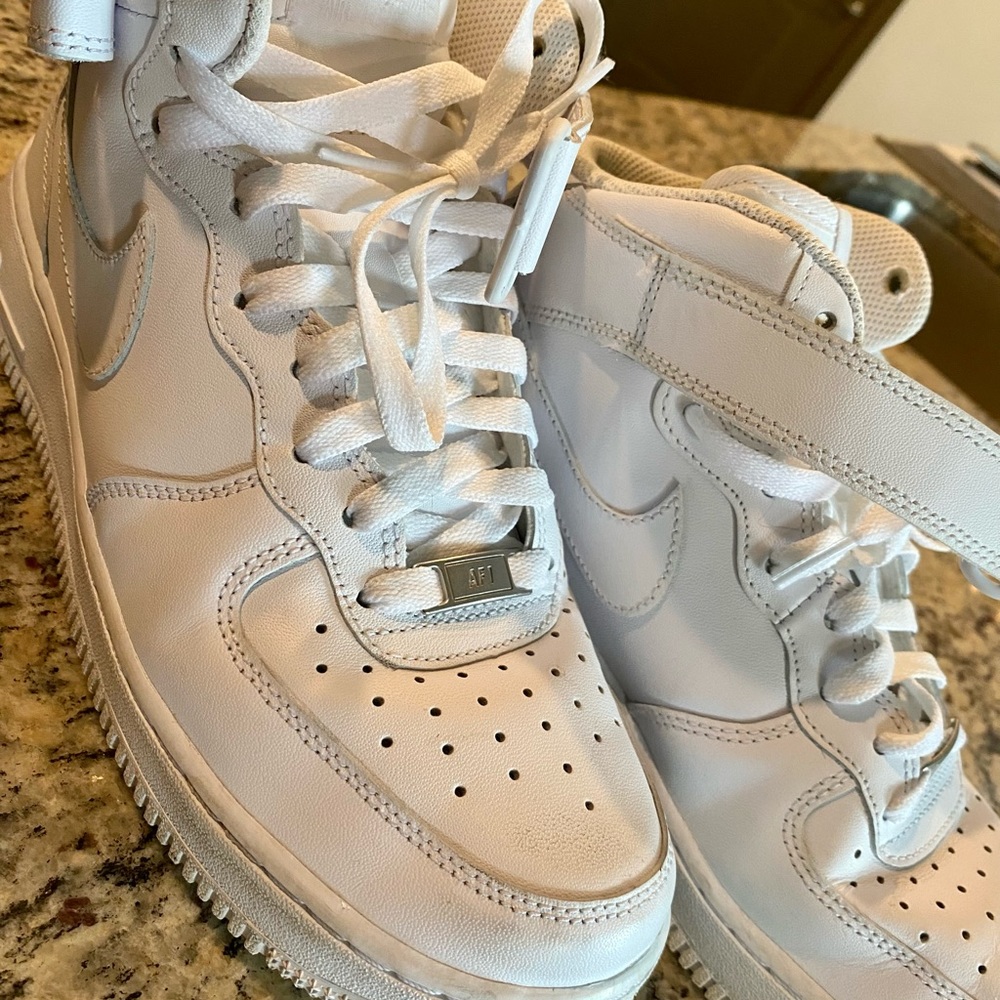 Nike AF1’s High Tops